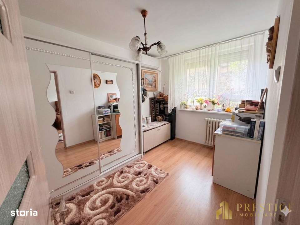 Apartament cu 2 camere tip L de vanzare in Rogerius - Oradea-4