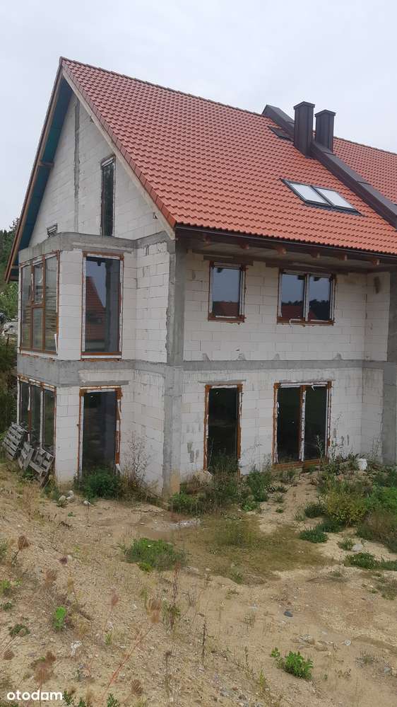 komfortowy duży dom w zacisznym osiedlu-4