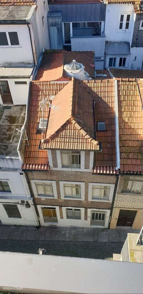 Prédio no Coração do Porto - Grande imagem: 2/30