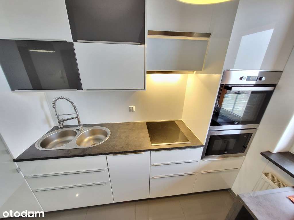 Polonijna -3pokoje+kuchnia+balkon,stan idealny,piękny widok na Kraków!-9