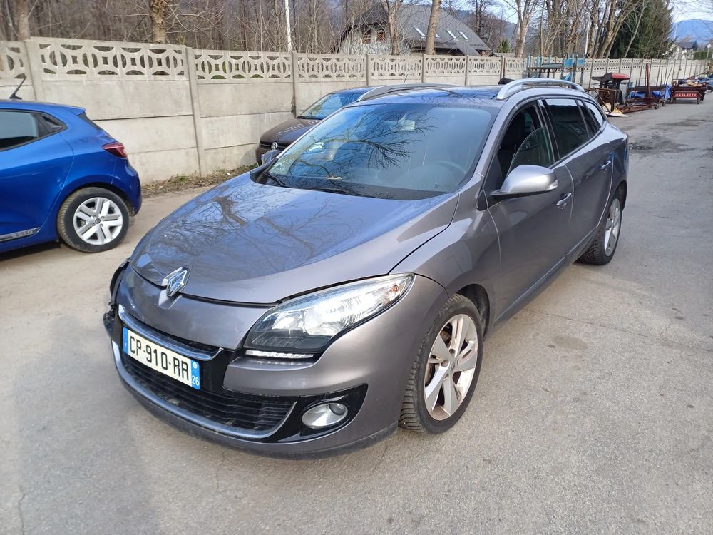 Renault Megane III dCi 110 FAP EDC Dynamique 2012