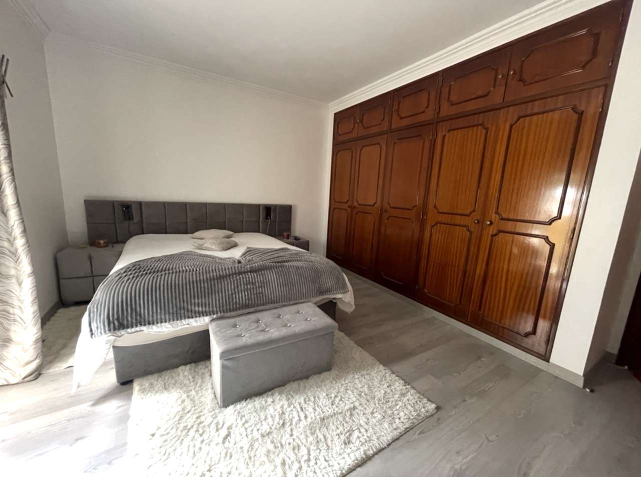 OPORTUNIDADE ÚNICA! Moradia T4 com Suite e Vista Desafogada .-6