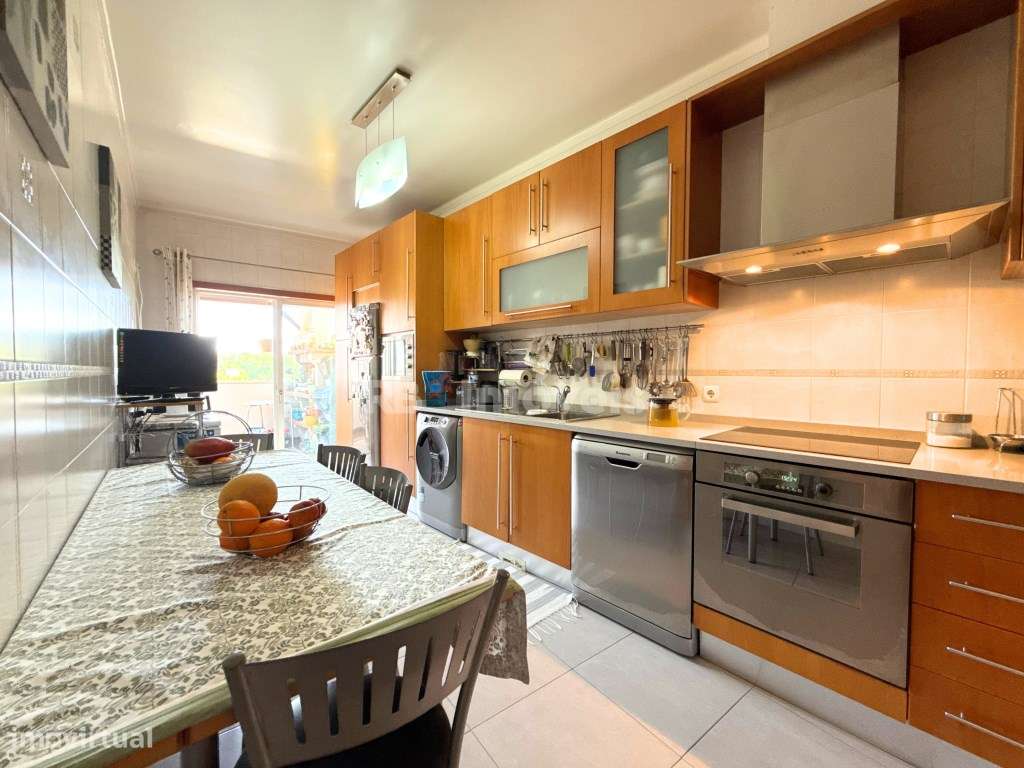 Apartamento Duplex T3+2 c/ Garagem e Arrecadação em Torres Novas - Grande imagem: 3/57