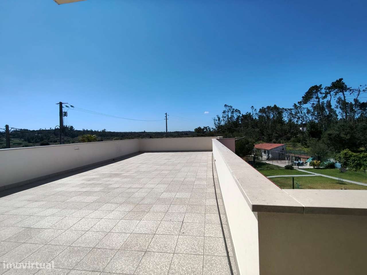 Moradia T5 + 1 / piscina/ terreno / furo / Monte Redondo / Leiria-24