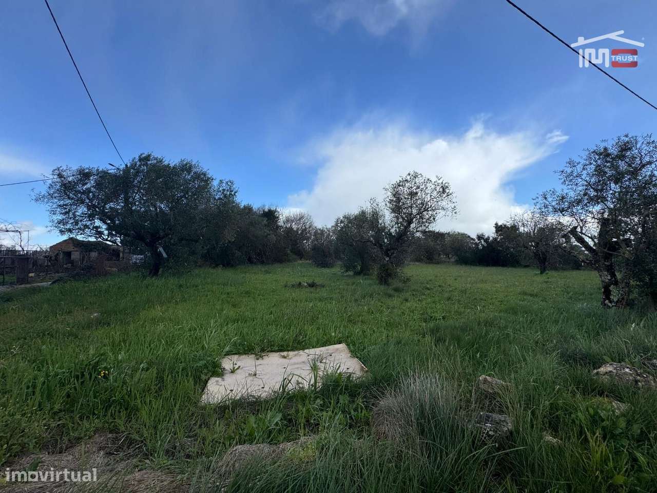 TERRENO PLANO PARA CONSTRUÇÃO COM 1 .011 m² PROXIMO DE OURÉM - Grande imagem: 4/11