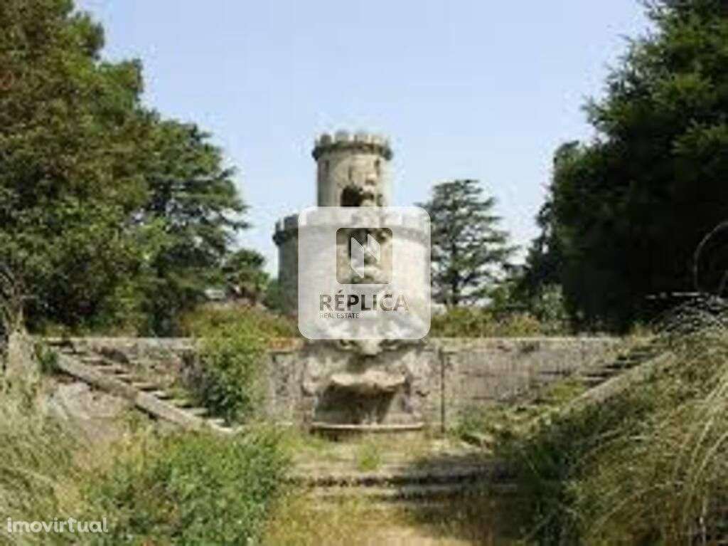 Land for sale in Porto, Portugal — €1,750,000
