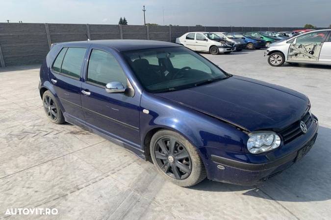 Radio cd Volkswagen VW Golf 4  [din 1997 pana  2006] seria Hatchback 5-usi 1.6 AT (100 hp) - 5