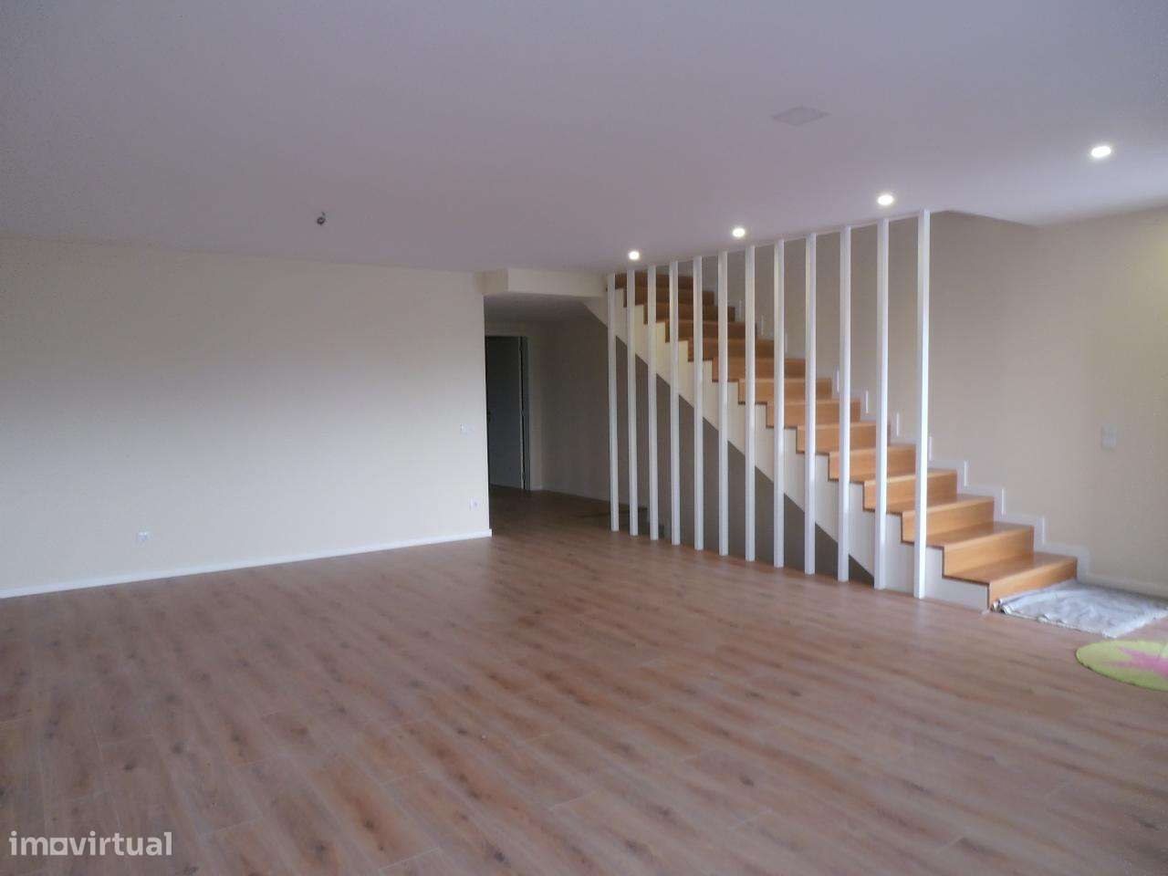 Moradia T3 - Barroselas - Grande imagem: 4/4