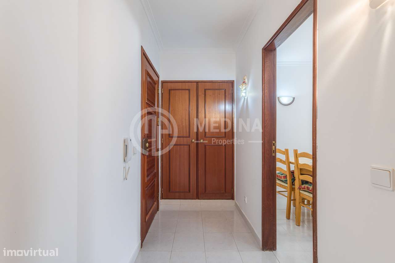 Apartamento T1 com garagem em Armação de Pêra-7