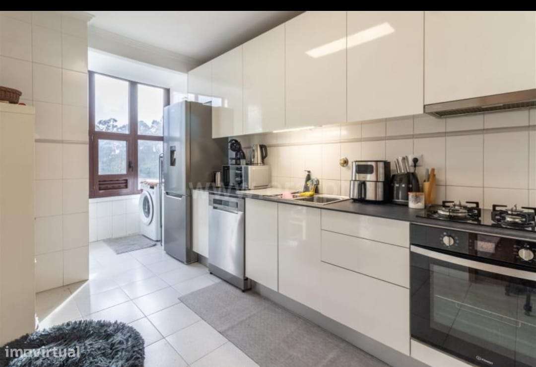 Apartamento T2 com piscina, garagem e varanda - Grande imagem: 4/13