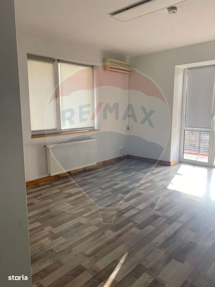 Parter + Etaj 1 de închiriat în vilă – 220 mp – Zona Vitan Mall - Imagine principală: 5/20