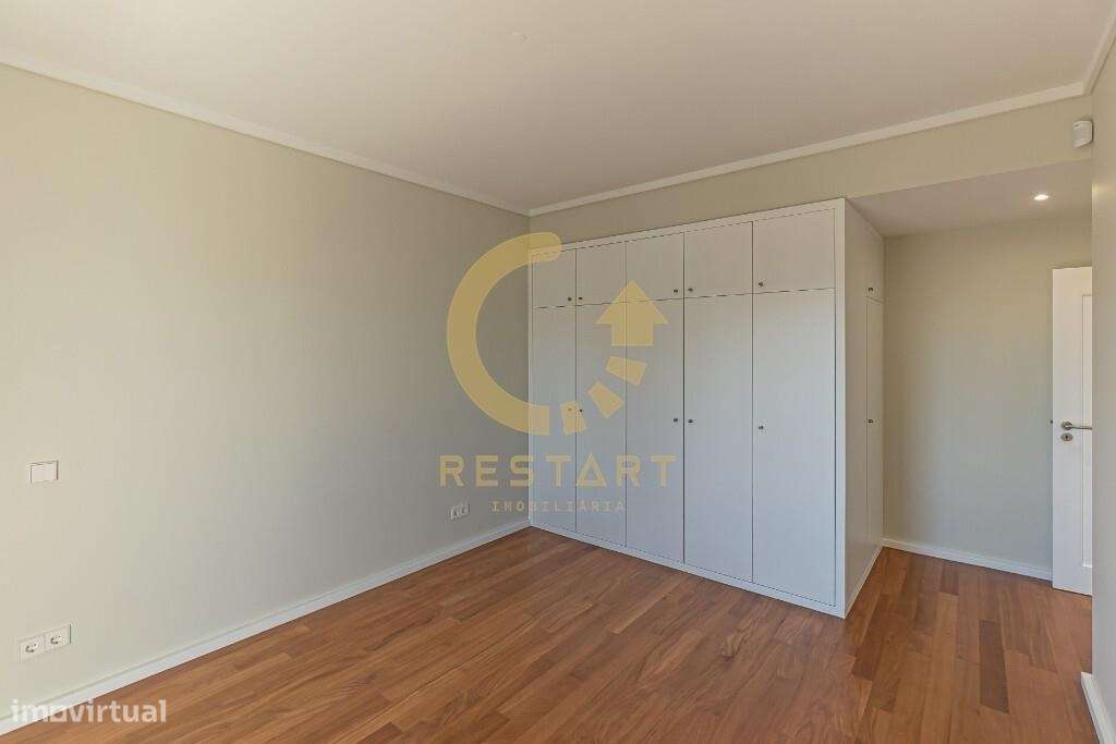 Penthouse T4 de Luxo - Edifício Porto Magnum-40