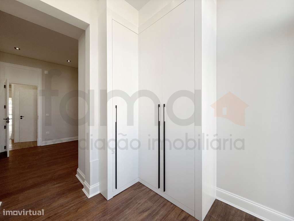 T3 Remodelado na Av. Almirante Reis-23