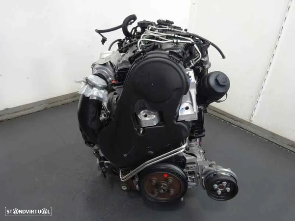 Motor D5244T10 VOLVO 2.4L 205 CV - 5