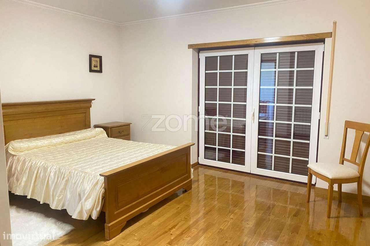 Moradia Geminada T3 com Jardim-7