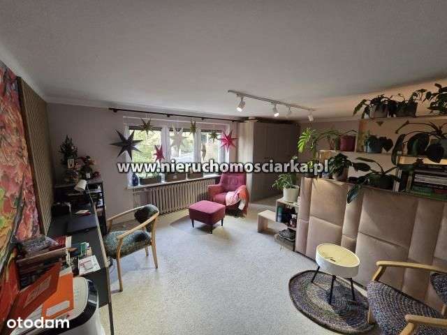 Zadbany i przestronny dom w Wodzisławiu Śląskim os-6