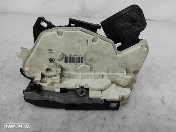 Ficheira Frt Frente Esquerdo Fecho Porta Seat Toledo Iv (Kg3) - 1