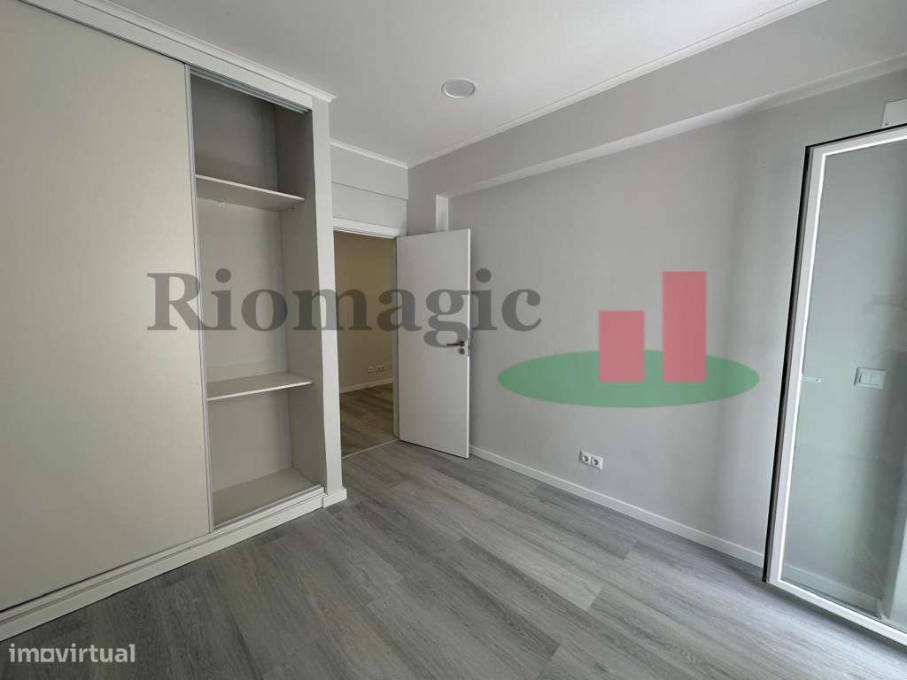 Apartamento T1 Remodelado - Amadora-6