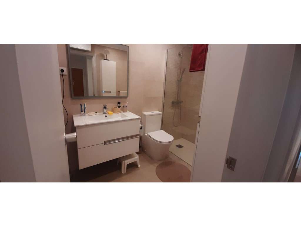 Apartamento T1 em condomínio com Piscina a 2 minutos da praia-19