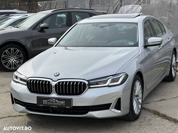 BMW Seria 5 530i xDrive MHEV - 21