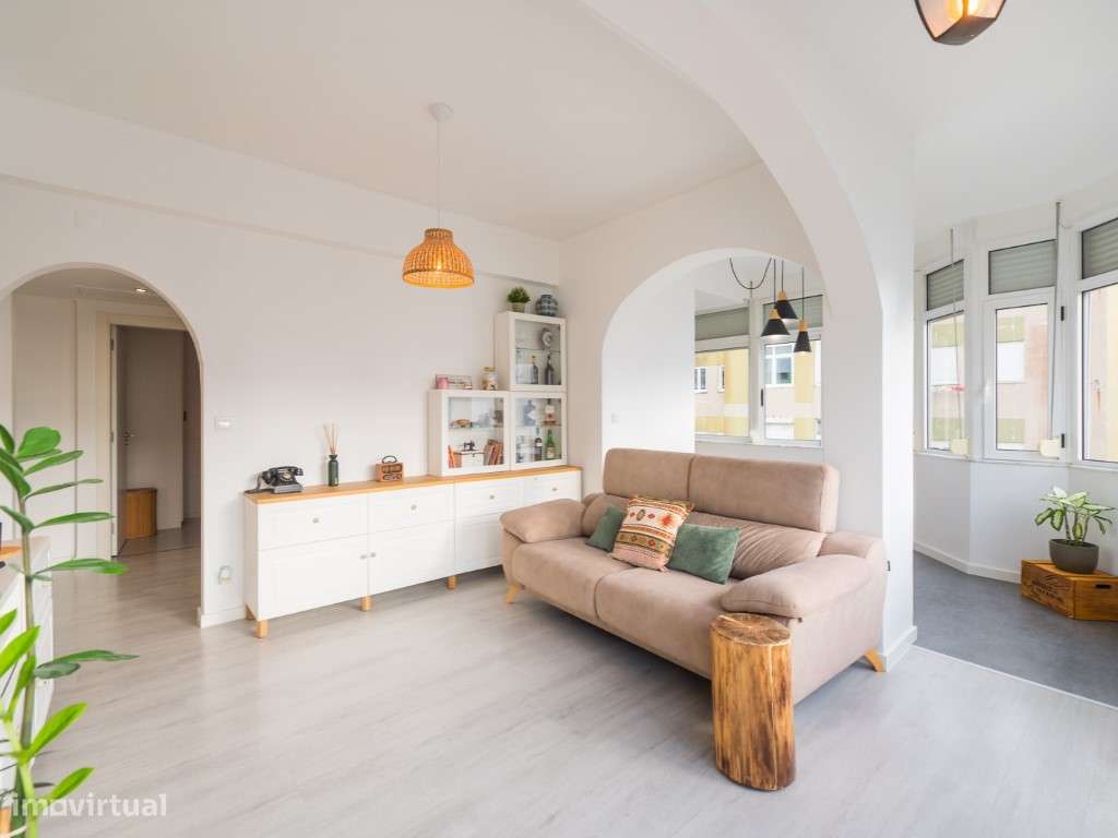 T2 Remodelado Centro de Linda-a-Velha-2