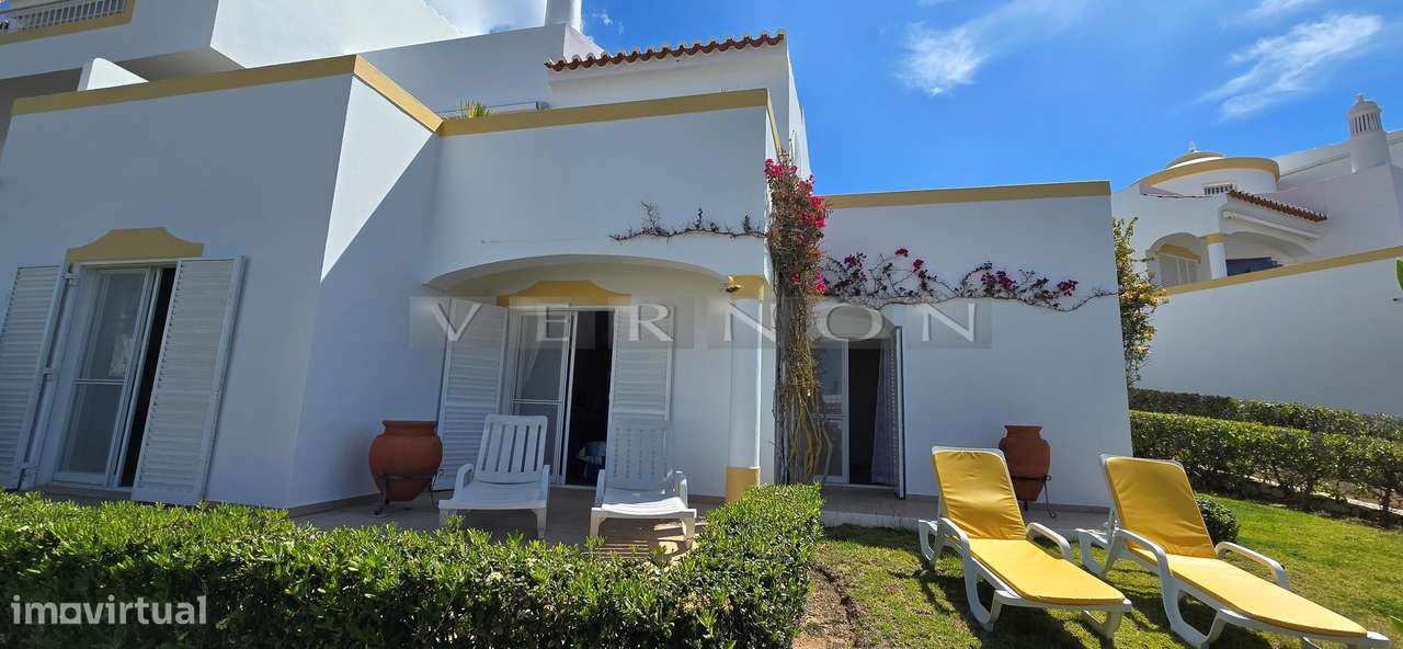 Carvoeiro Algarve, para venda, moradia geminada de  4 quartos, vista m-39