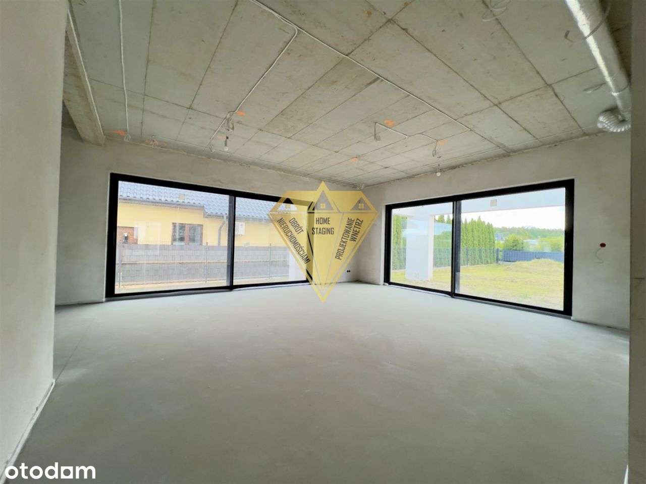 Dom przyszłości przy lesie - Smart, 4 garaże, styl-9