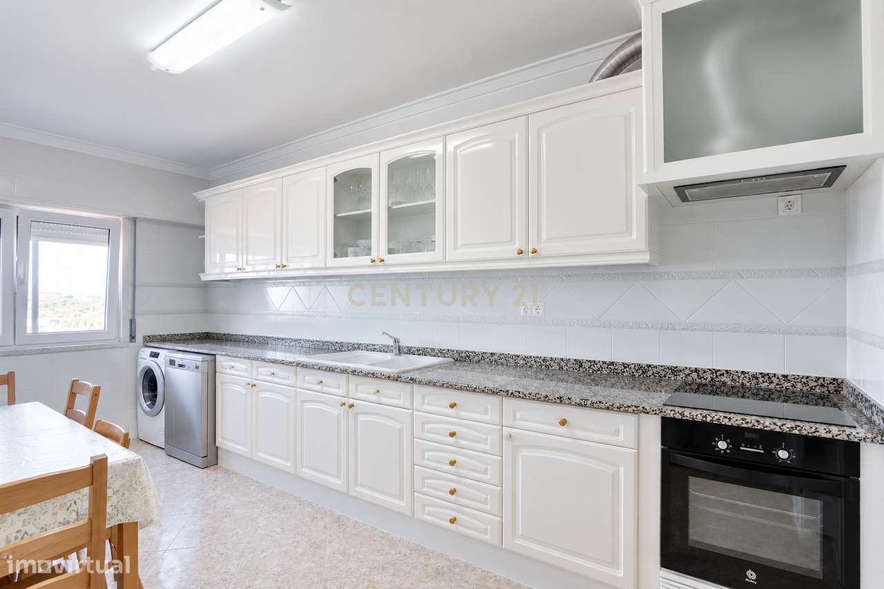 Apartamento T3 na Quinta Grande, Alfragide-9