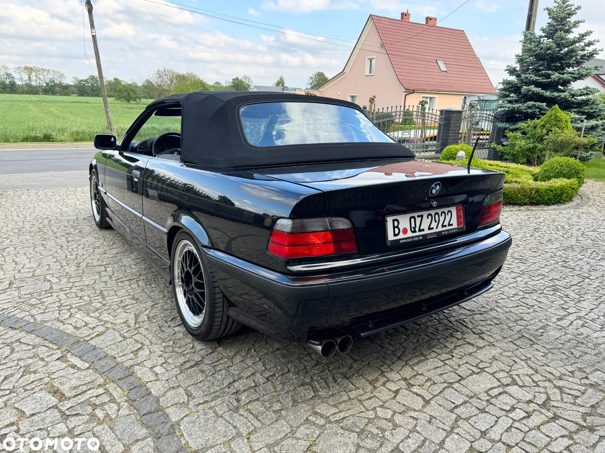 BMW Seria 3 318i Cabriolet - 16