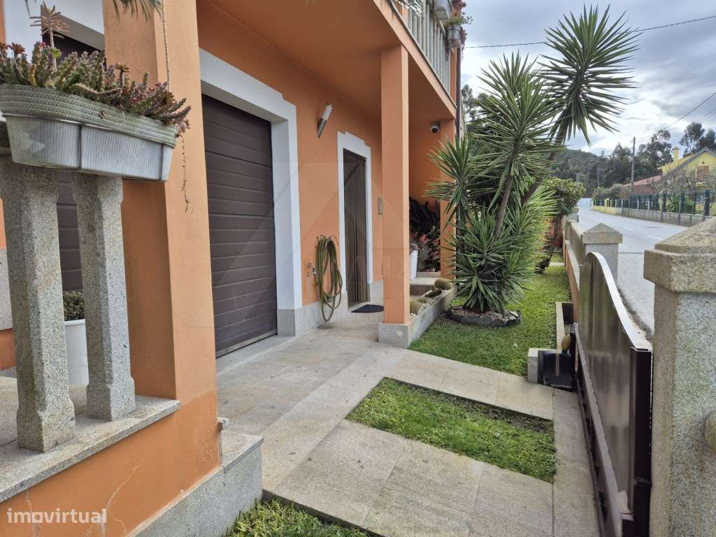 Moradia T3 Ribeira - Grande imagem: 3/27