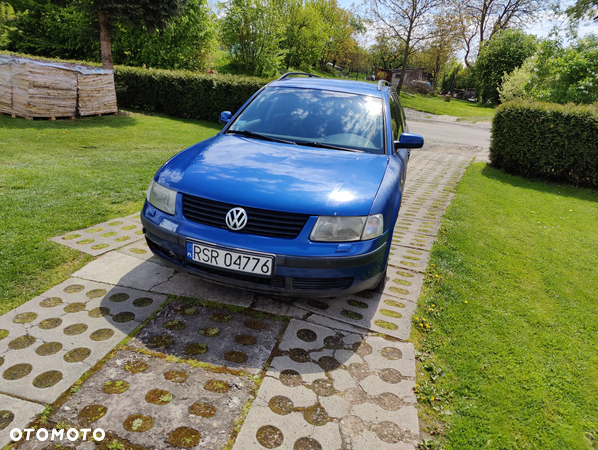 Volkswagen Passat 1.9 TDI Comfortline - 3