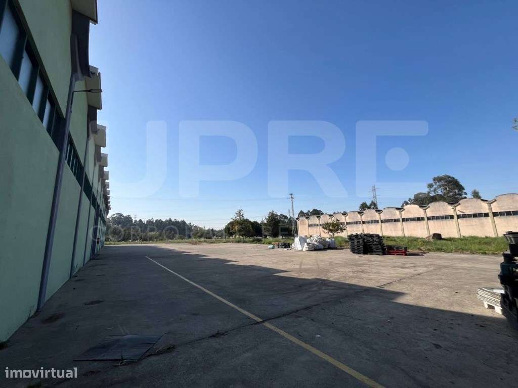 Armazém Industrial c/ PT 800Kva | VENDA | VN GAIA-10