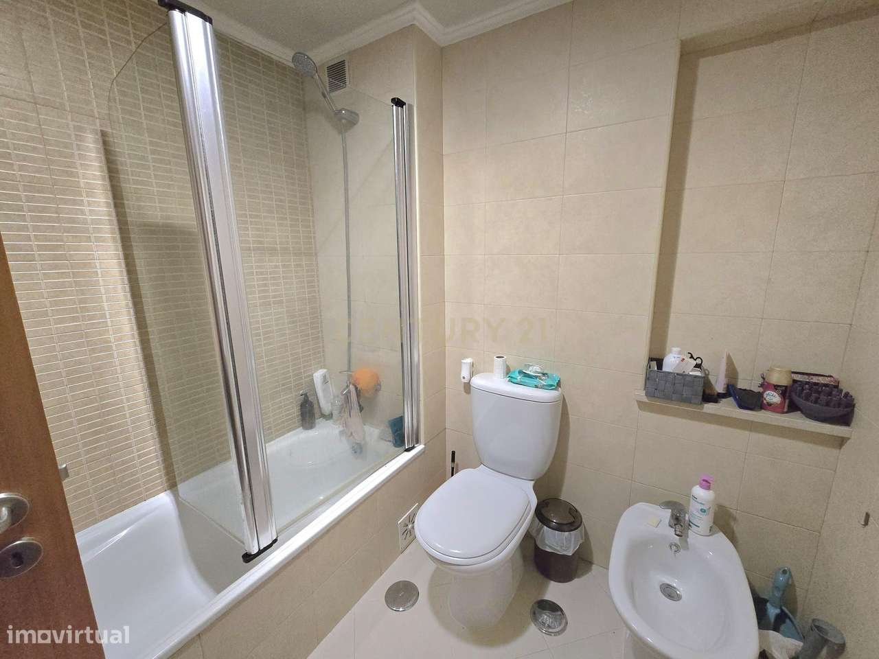 Apartamento T2 na Quinta do Conde-5