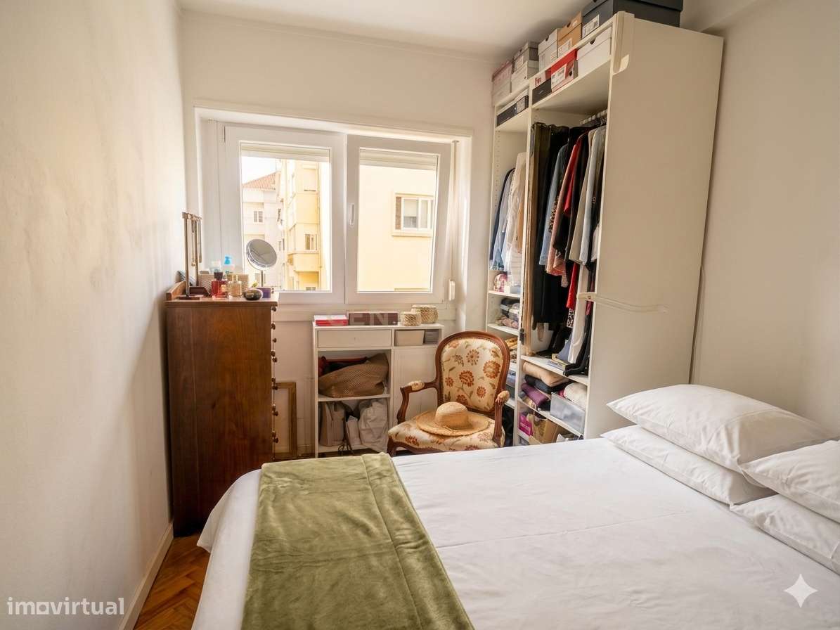 Apartamento T3 Luminoso com Logradouro-11