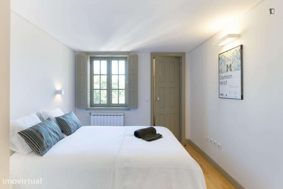 Apartamento com 2 quartos - localizado em Cedofeita Porto - Grande imagem: 2/8