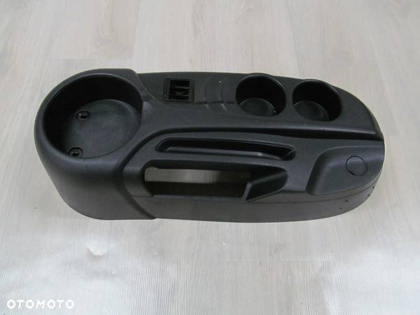 MITSUBISHI GRANDIS TUNEL SRODKOWY 04-10 - 1