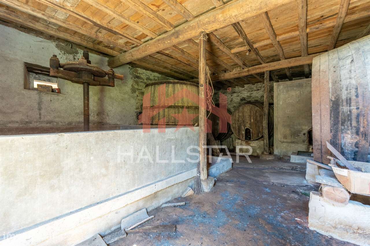 Moradia T3 / Para Reconstrução / Torrinhas-10