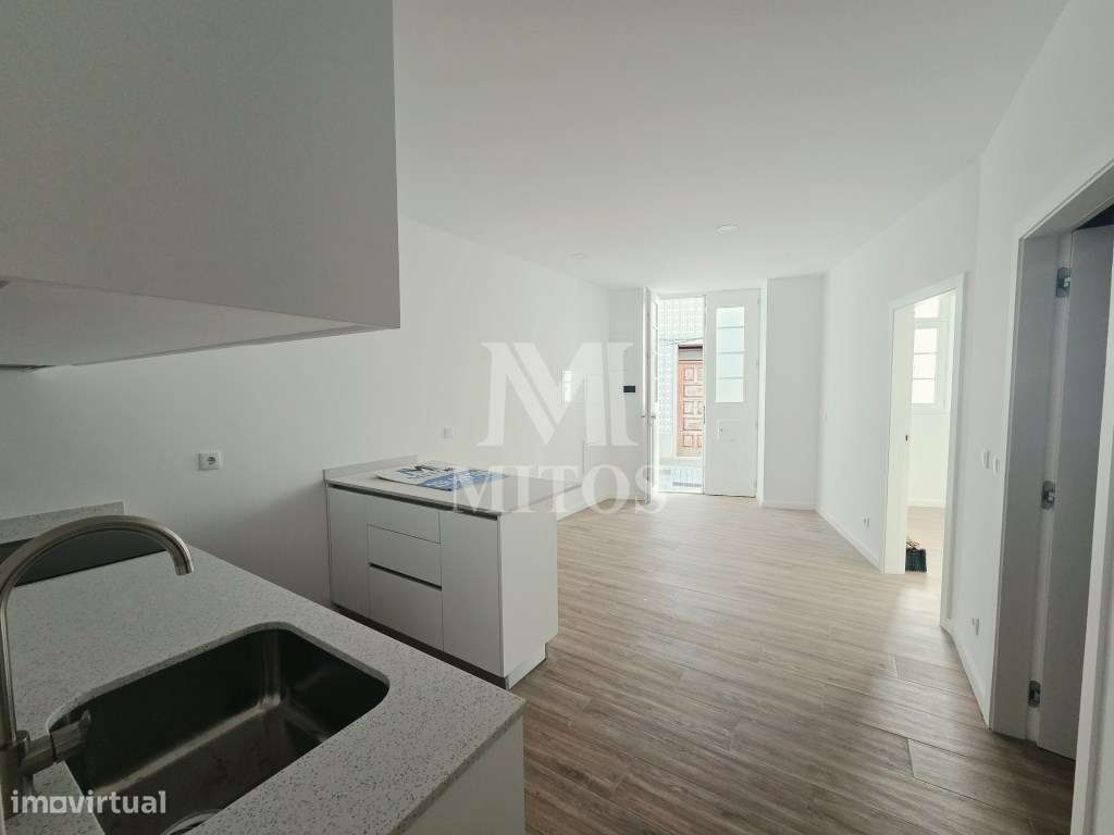 Apartamento T1+1 para venda no centro da cidade-1