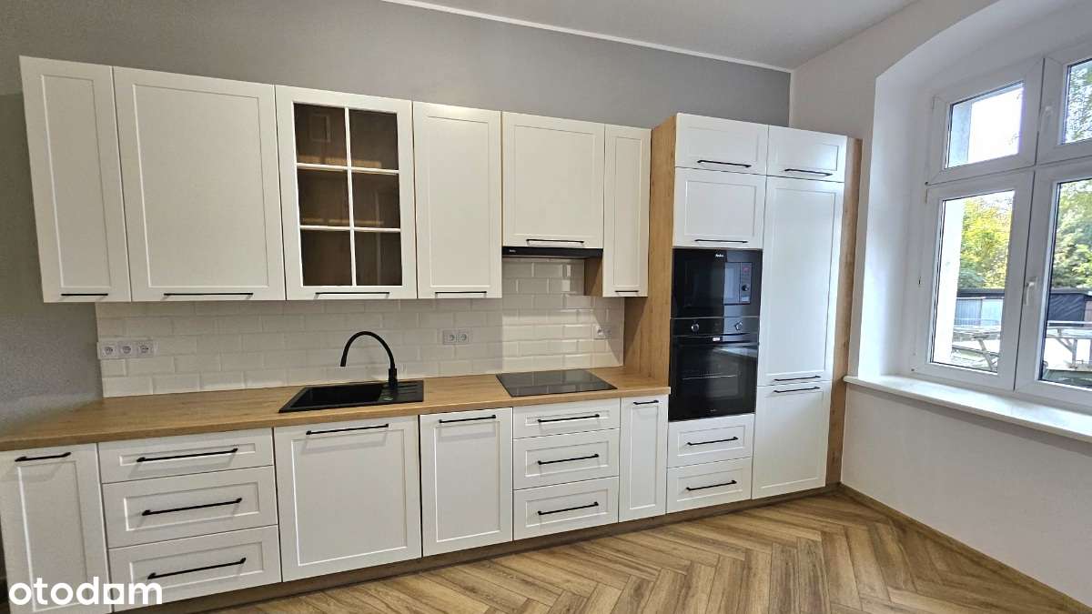 Po gruntownym remoncie mieszkanie  na parterze z balkonem i piwnicą-5