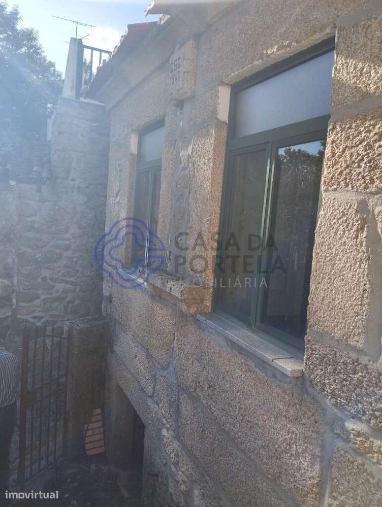 Moradia T2, em Ruína, Moimenta da Beira, Viseu - Grande imagem: 5/25