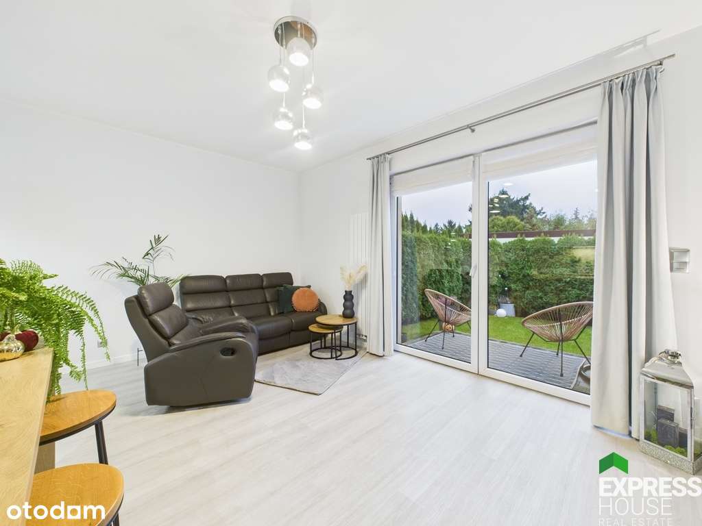 Bliźniak z garażem, 3 poziomy, bardzo zadbany-1