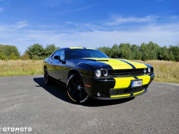 Dodge Challenger 5.7 R/T - 12