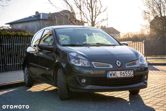 Renault Clio 1.2 16V 75 Dynamique - 1