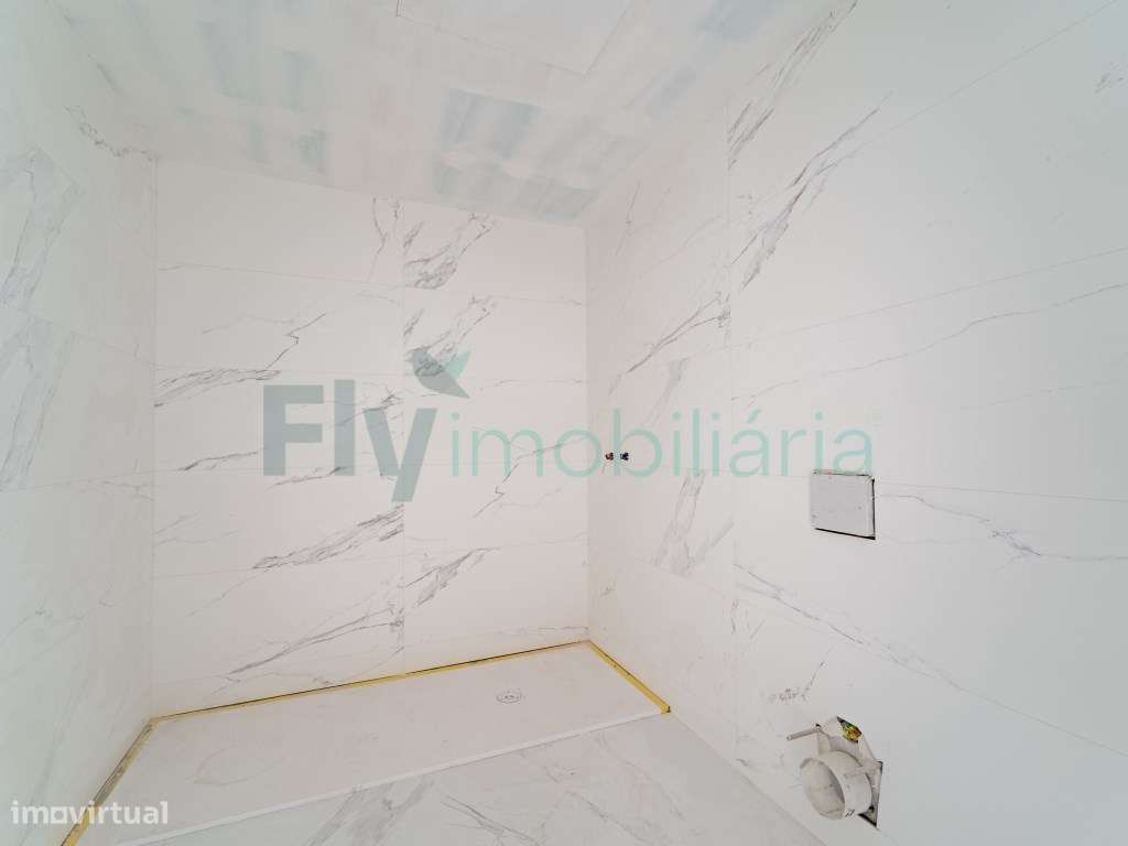 Apartamento T2 - Marquês, Porto-12