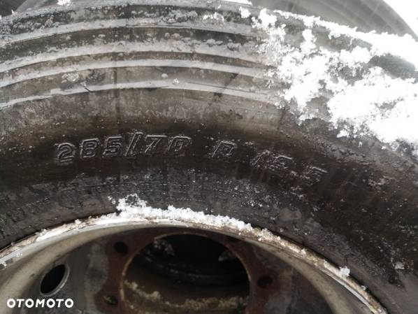 KOŁO MERCEDES ATEGO OPONA Z FELGĄ 285/70 R19.5 - 4