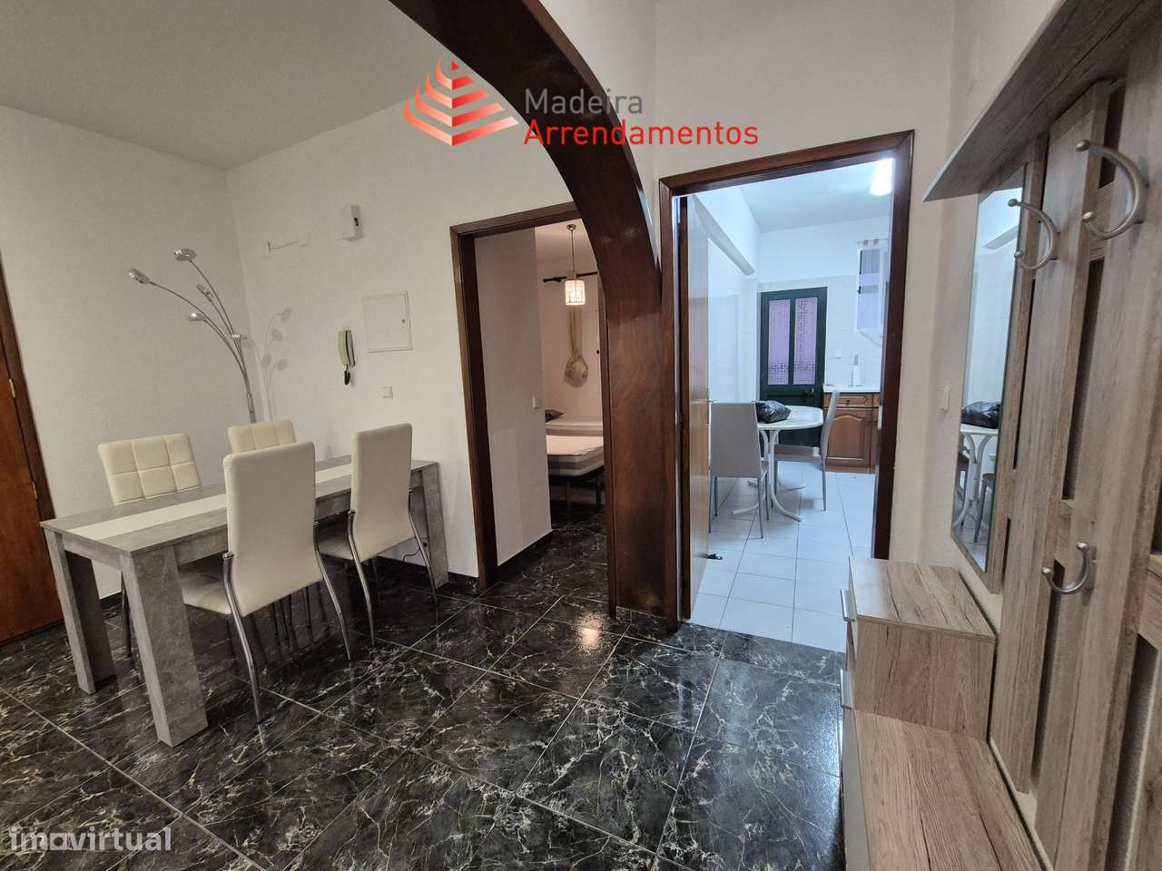 Apartamento T2 em St Maria Maior - Grande imagem: 4/23