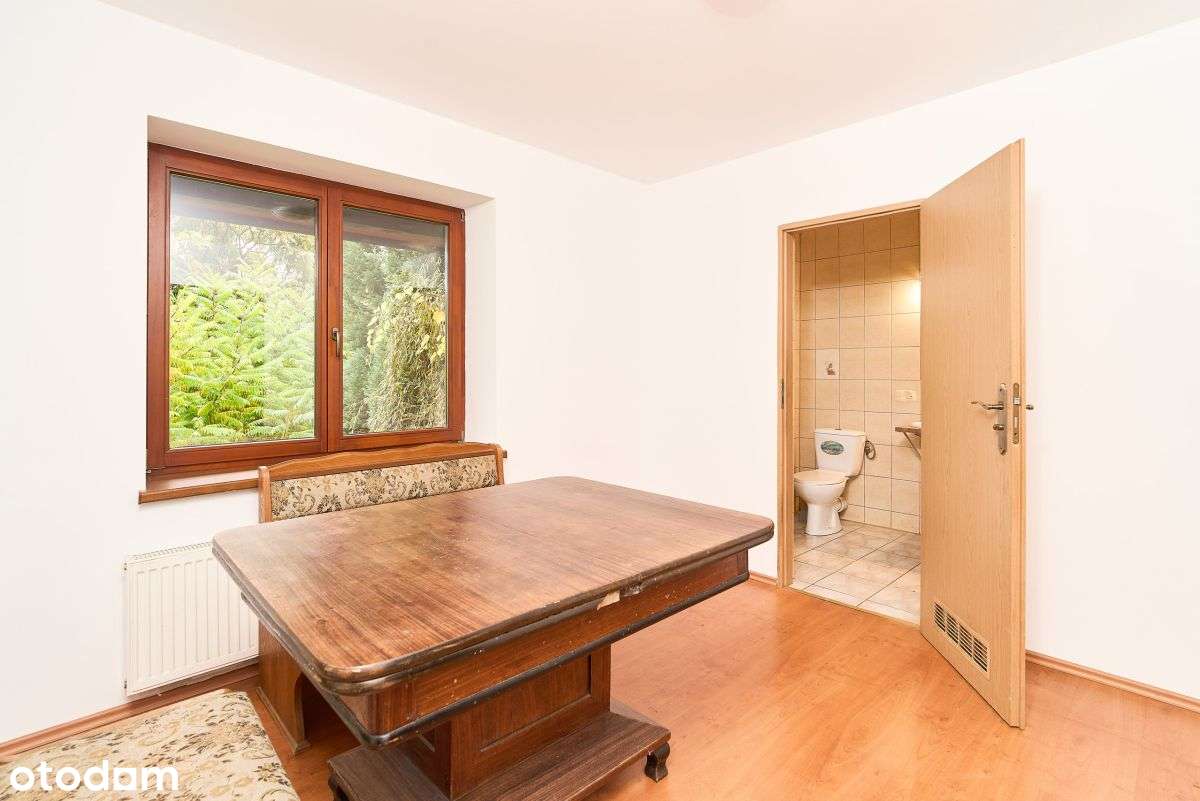 Dom jednorodzinny 202m, 6 pokoi z dużym tarasem.-13