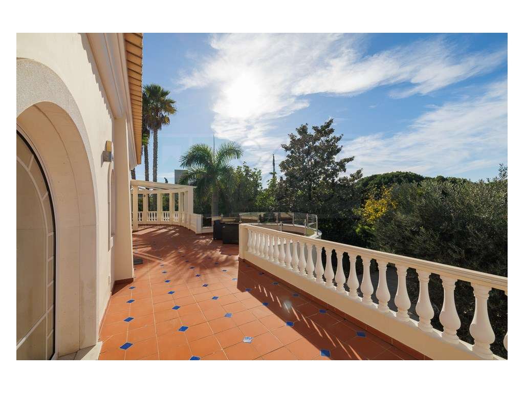 Moradia V4 inserida no campo de Golfe, Vale de Lobo, Algarve-19