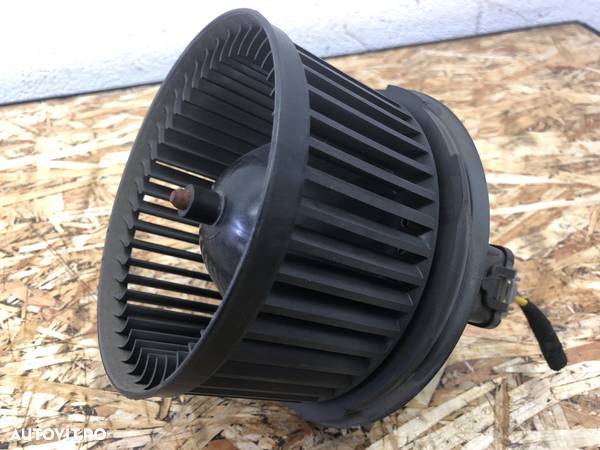 Ventilator habitaclu Ford Fiesta MK6 - 1