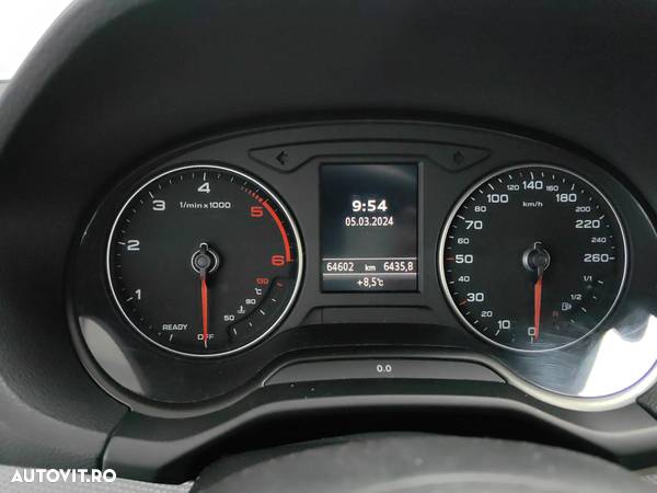 Audi Q2 1.6 30 TDI S tronic Sport - 5